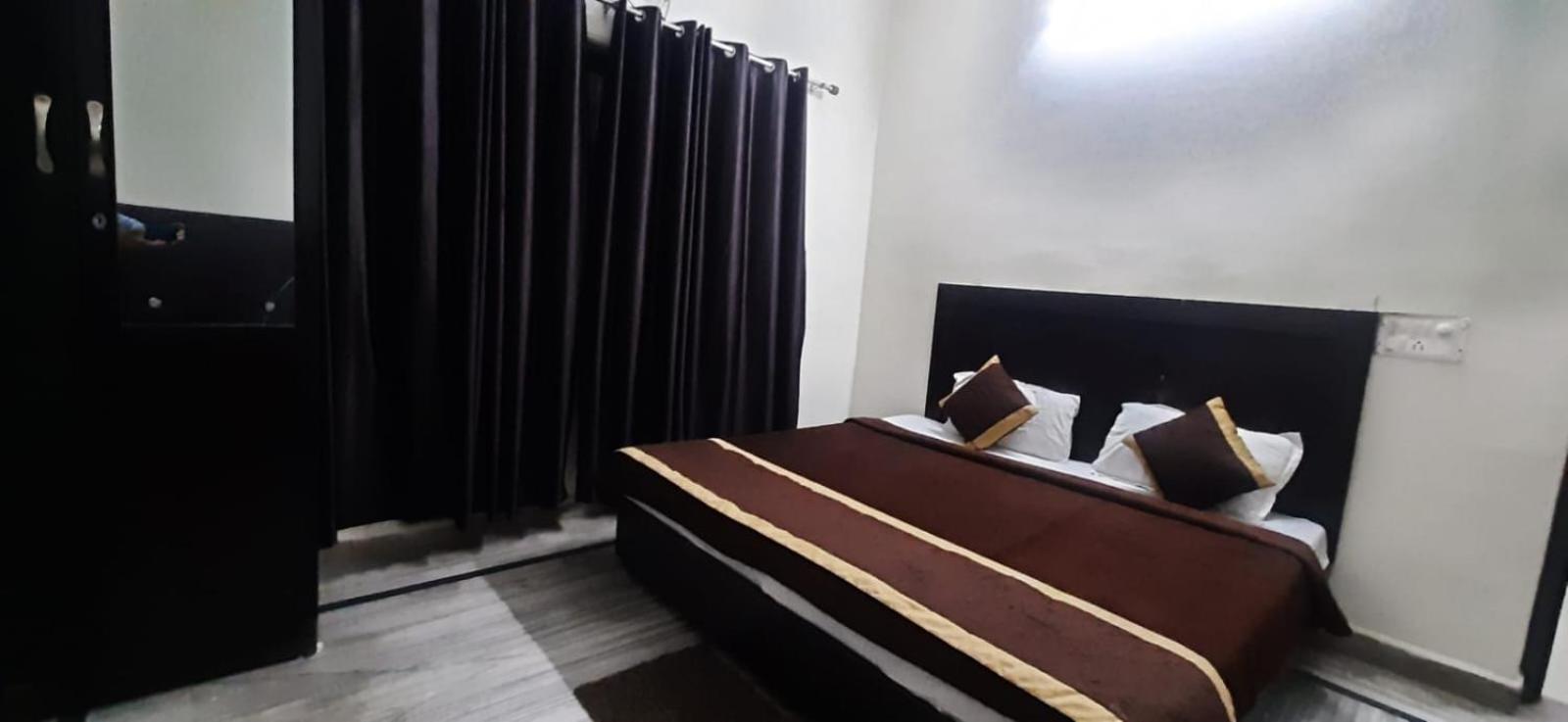 Hotel The Bird Dehradun Exterior photo